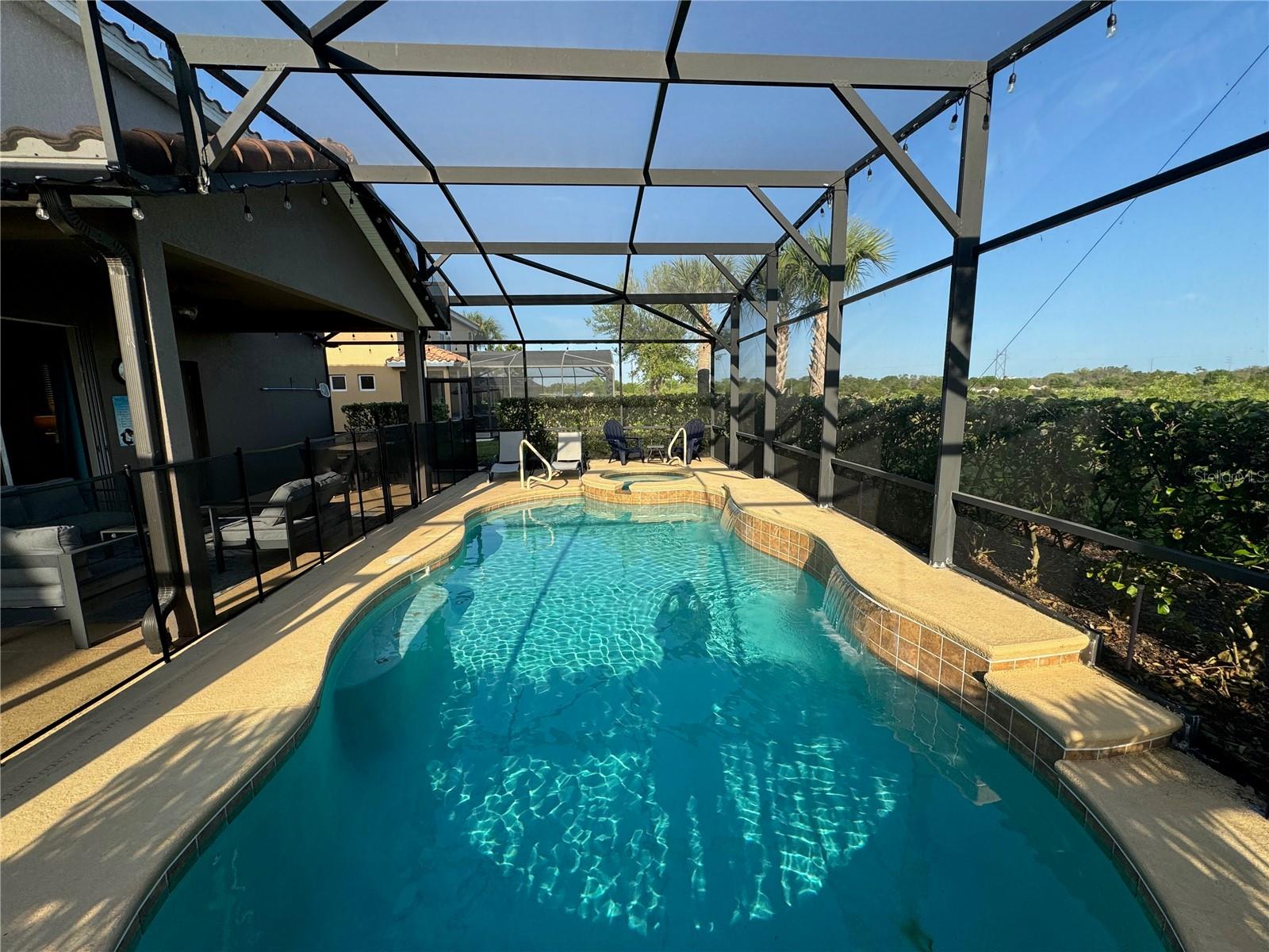 Image 52 of 75 For 4119 Oaktree Drive