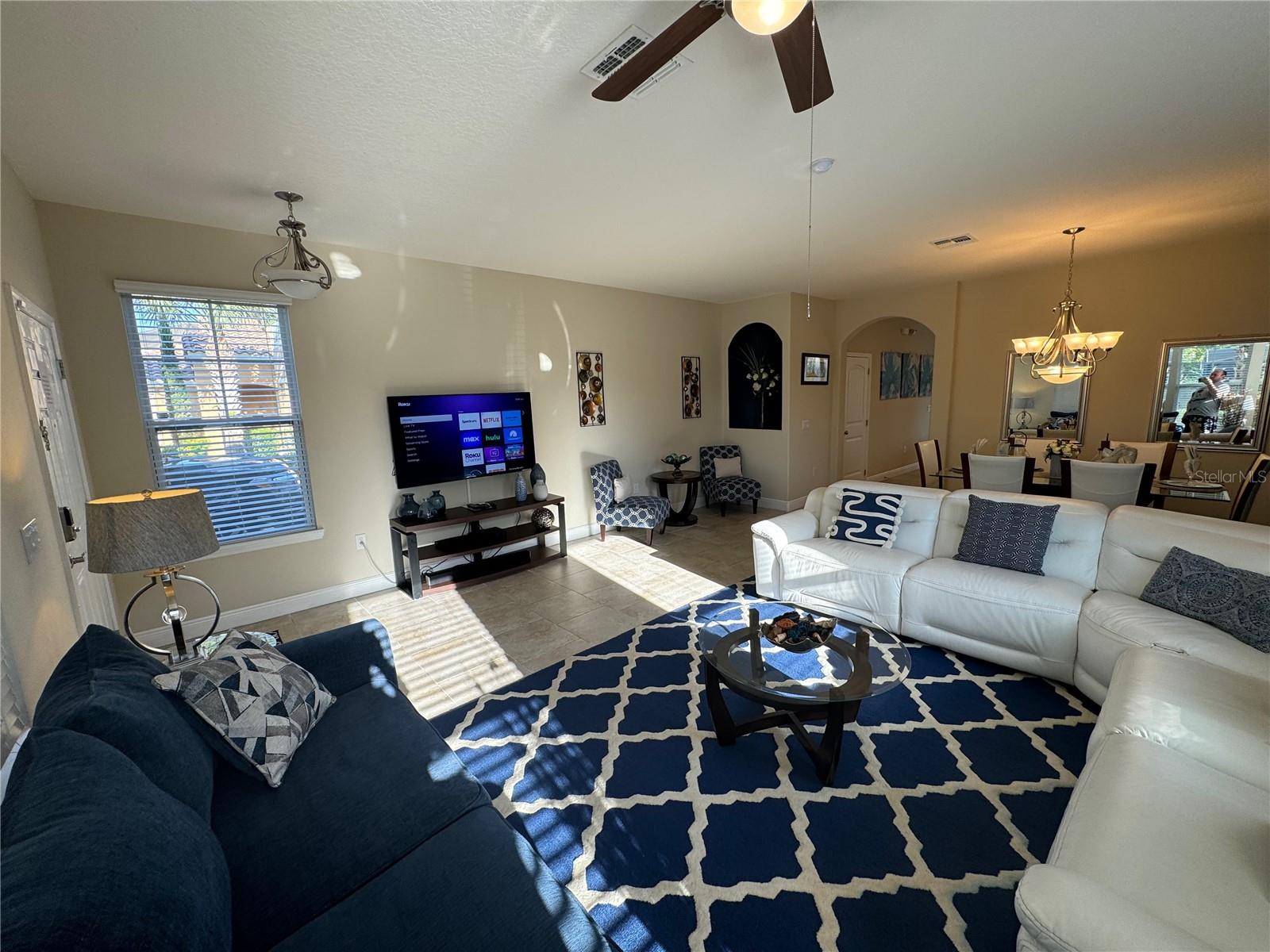 Image 7 of 75 For 4119 Oaktree Drive