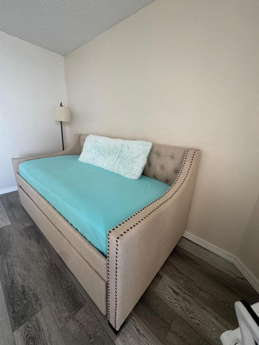 Image 17 of 26 For 2917 Atlantic Avenue 904