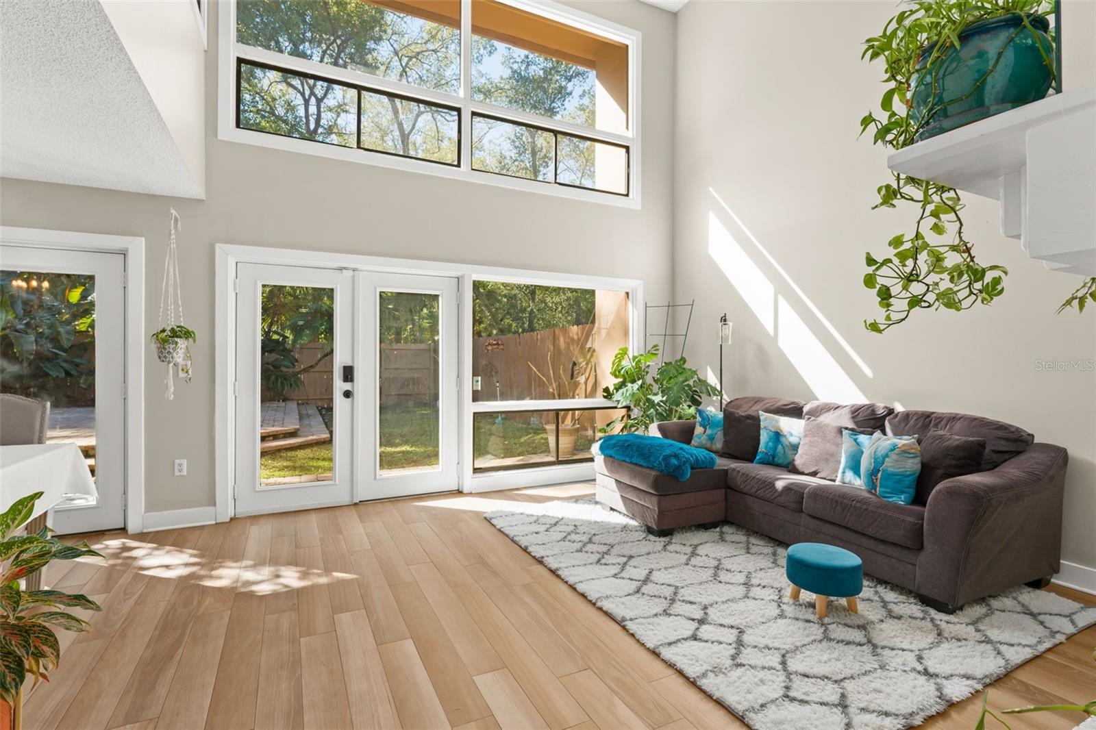 Image 17 of 58 For 107 Cedar Point Lane