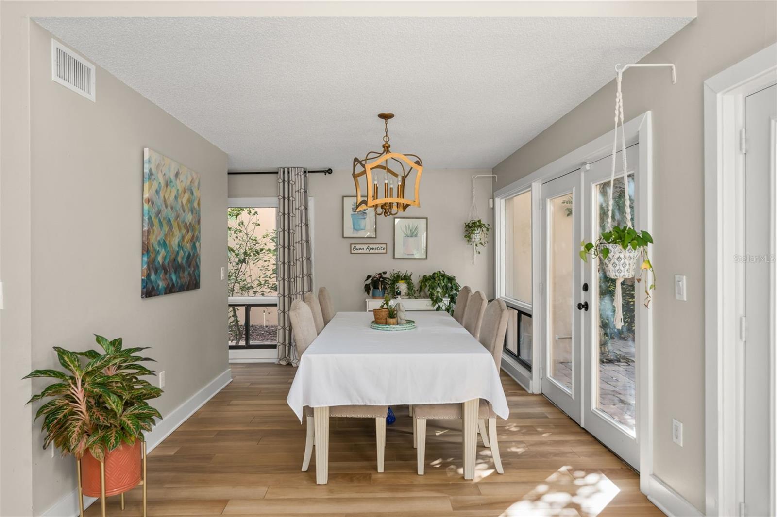 Image 22 of 58 For 107 Cedar Point Lane