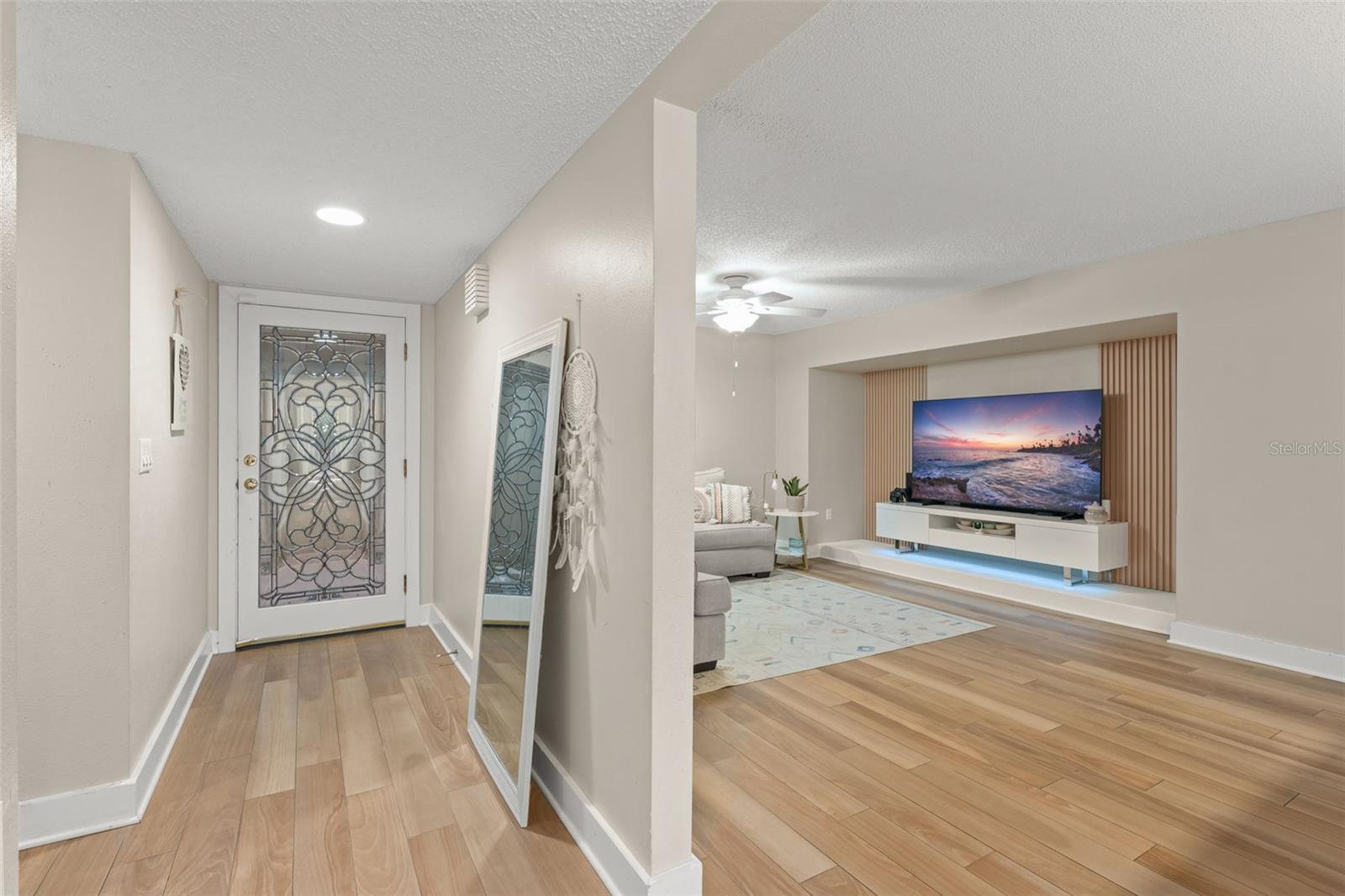 Image 6 of 58 For 107 Cedar Point Lane