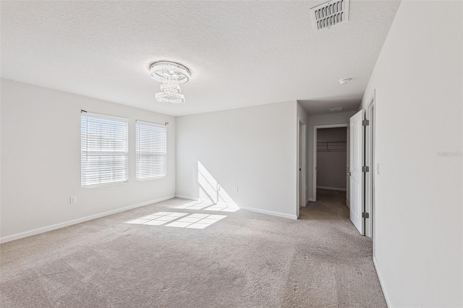 Image 14 of 37 For 1193 Catskill Drive