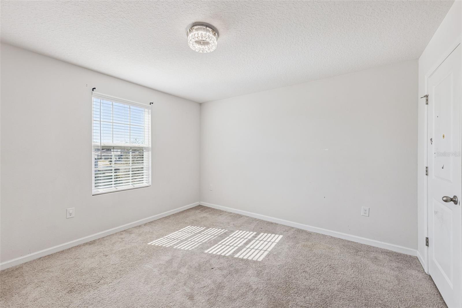 Image 19 of 37 For 1193 Catskill Drive