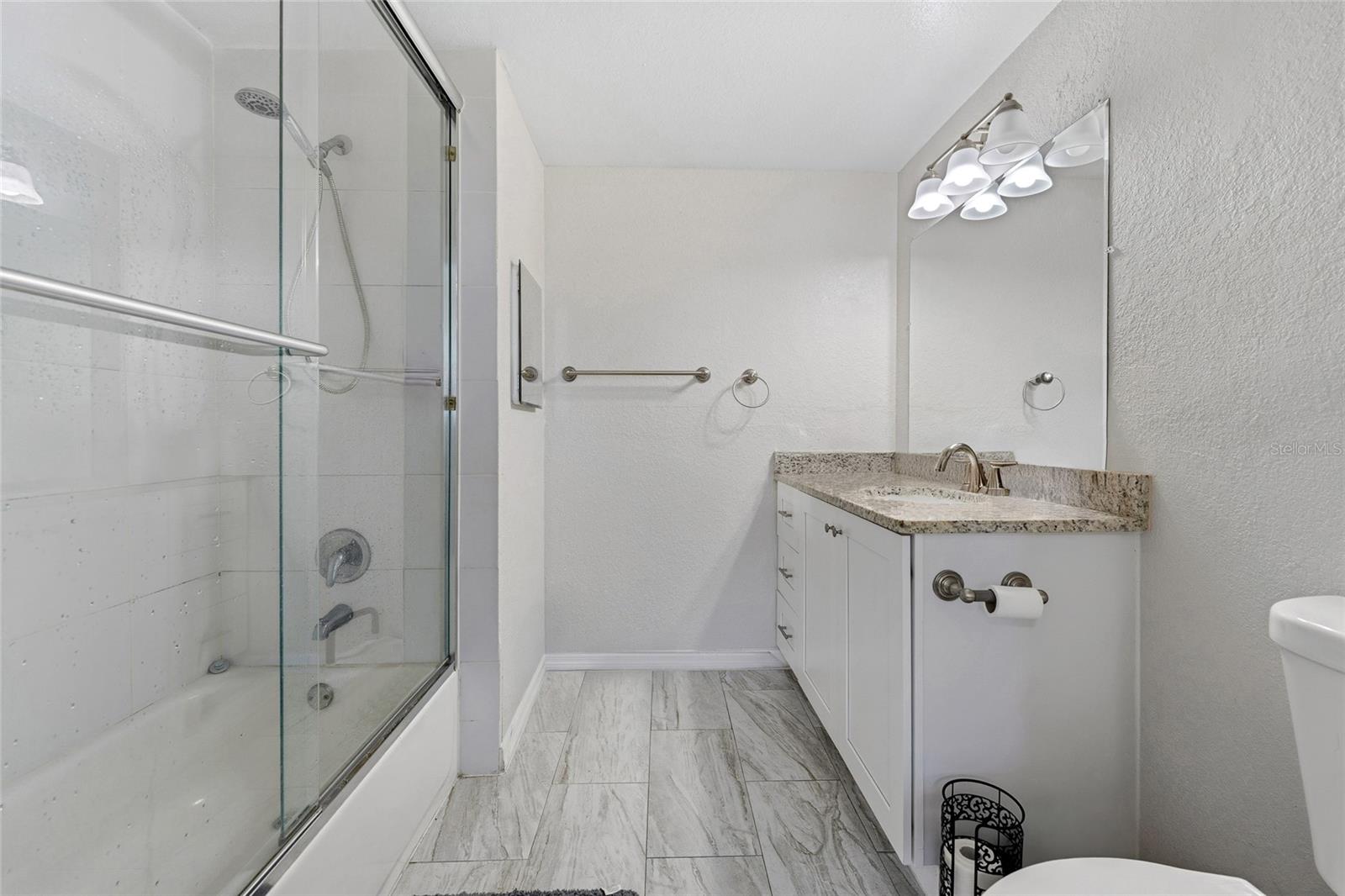 Image 24 of 31 For 5526 Pga Boulevard 4913