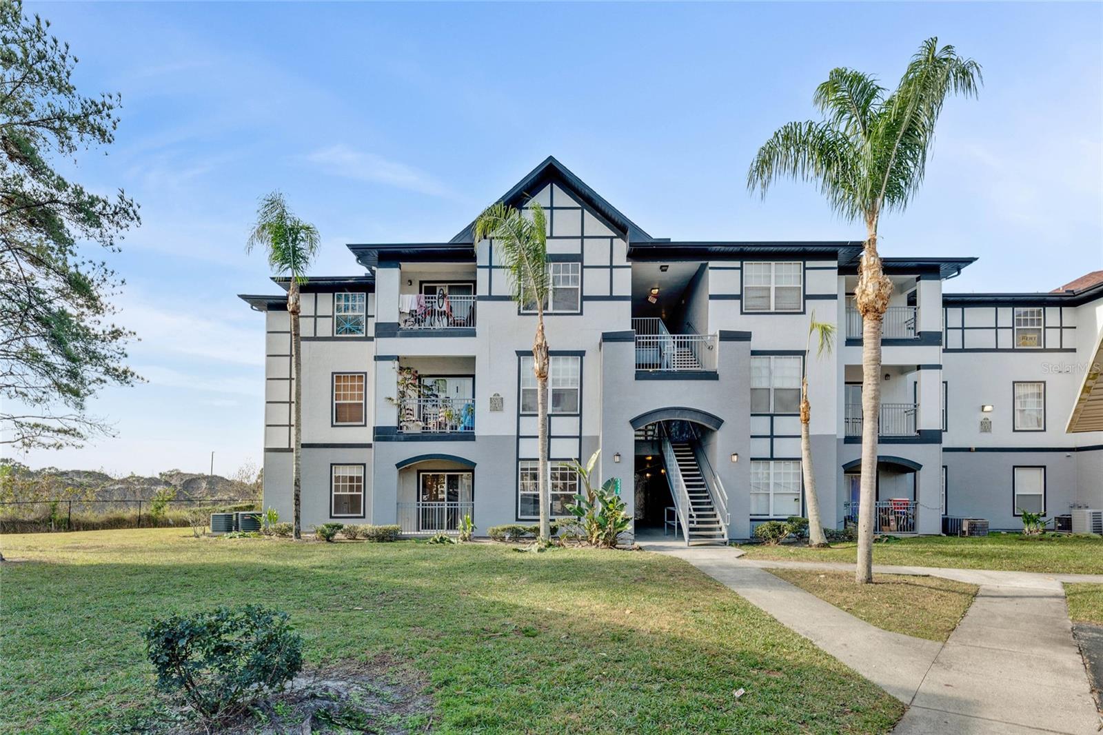 Image 4 of 31 For 5526 Pga Boulevard 4913