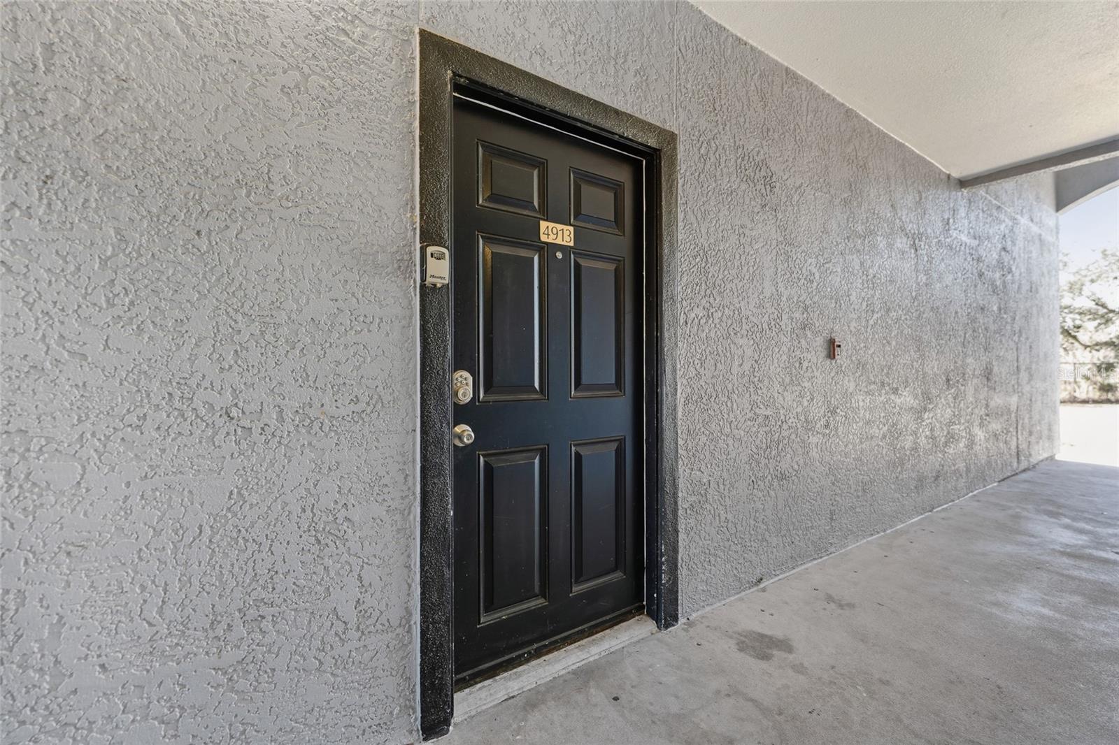 Image 5 of 31 For 5526 Pga Boulevard 4913