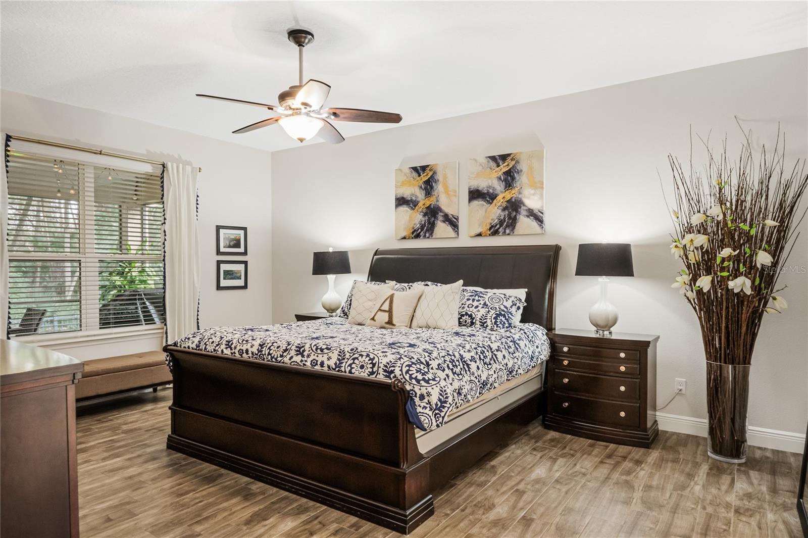 Image 23 of 62 For 648 Fanning Drive