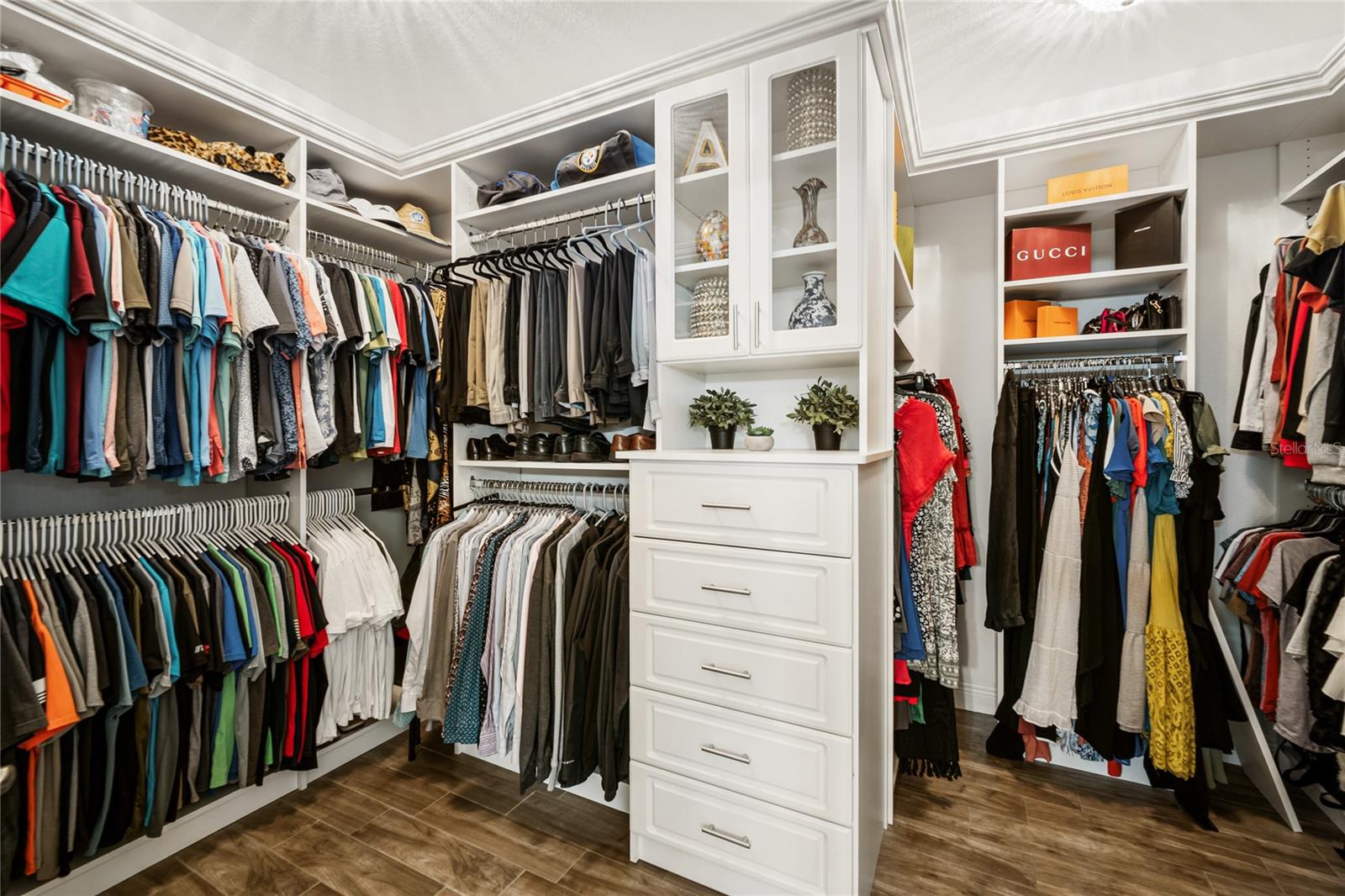 Image 27 of 62 For 648 Fanning Drive