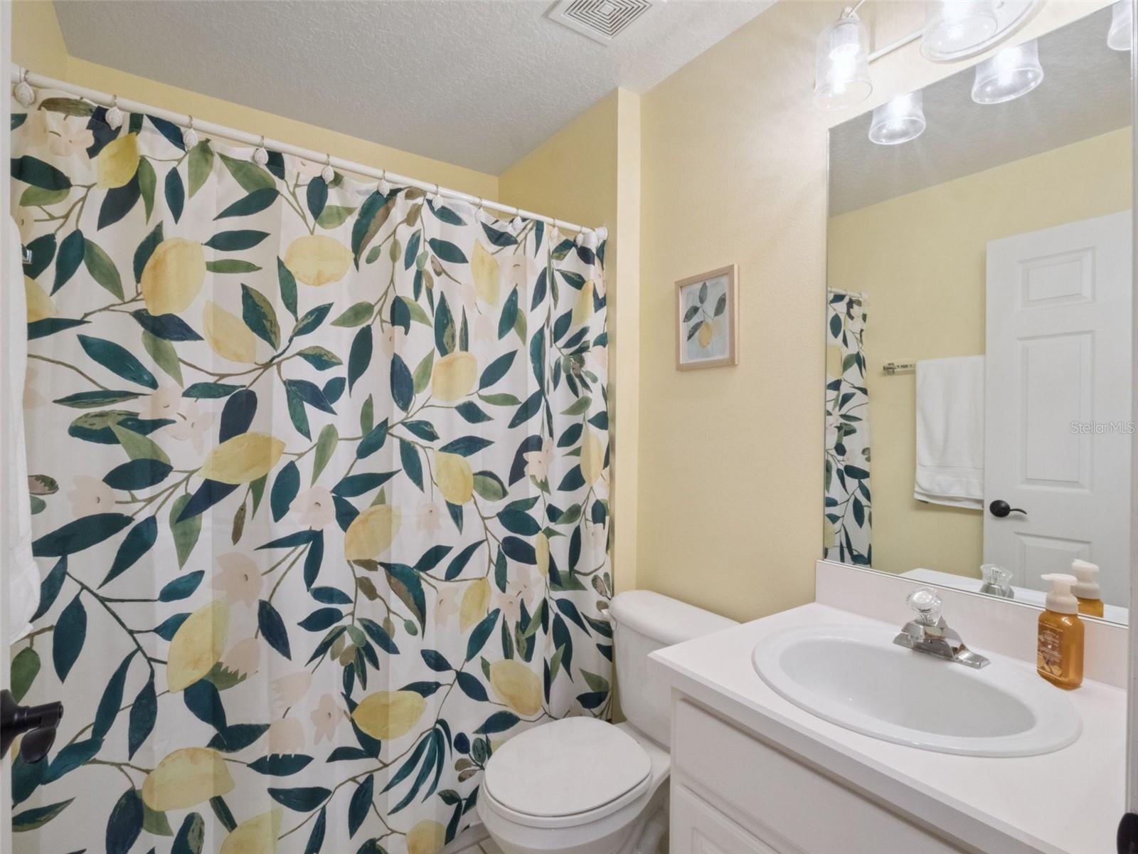 Image 18 of 34 For 470 Wellesly Street