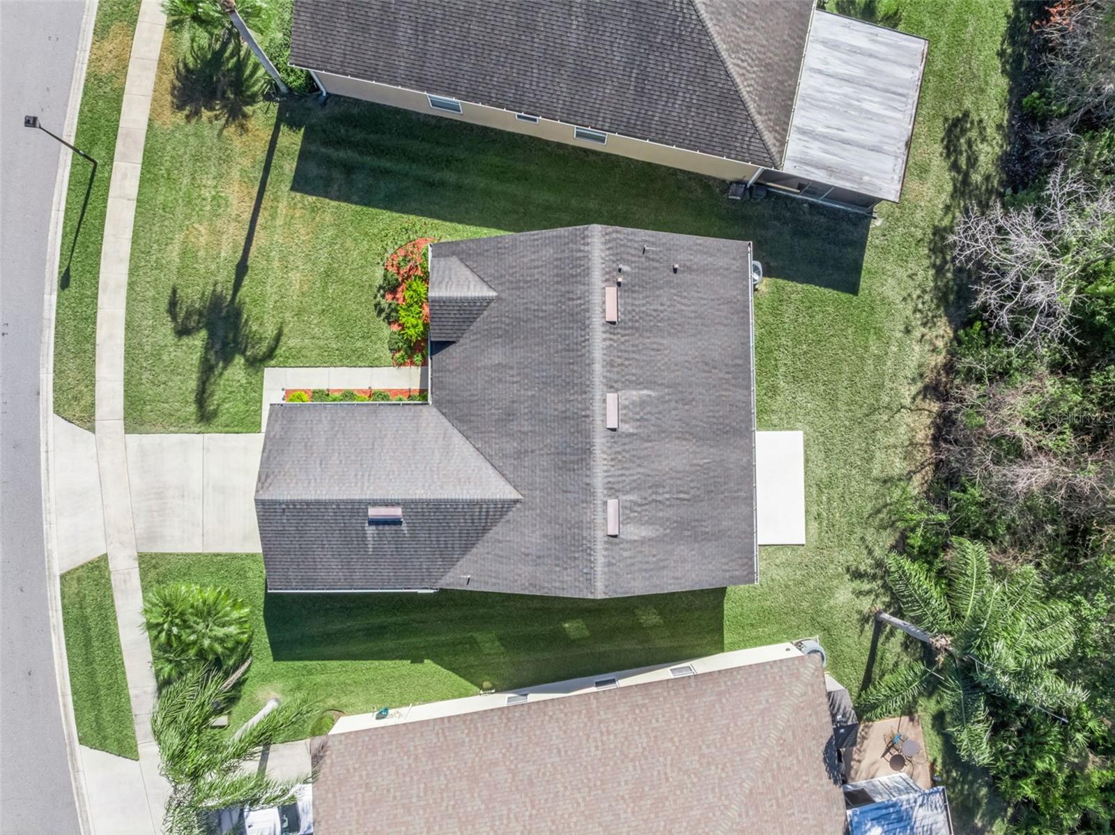 Image 31 of 34 For 470 Wellesly Street