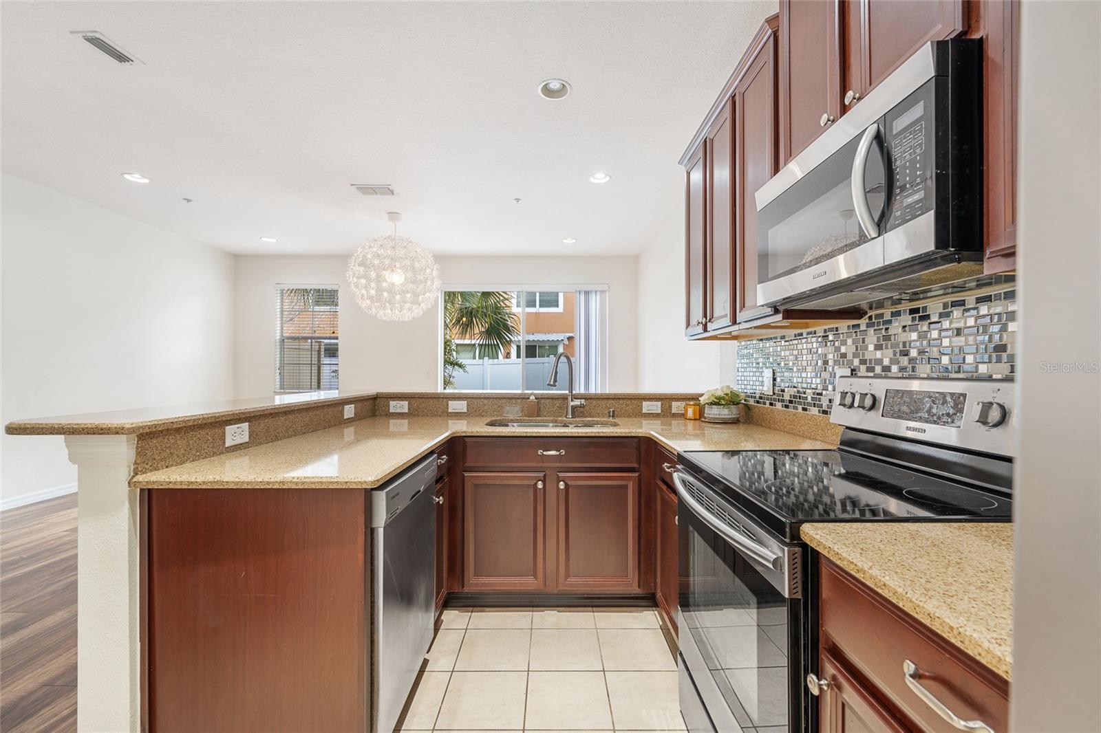 Image 16 of 42 For 9430 Tawnyberry Street