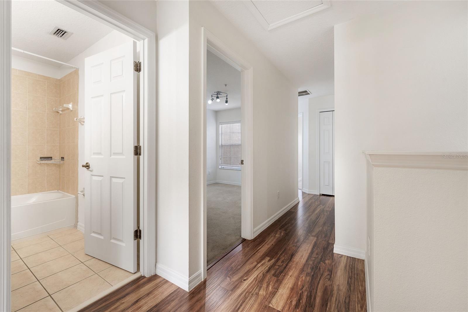 Image 23 of 42 For 9430 Tawnyberry Street