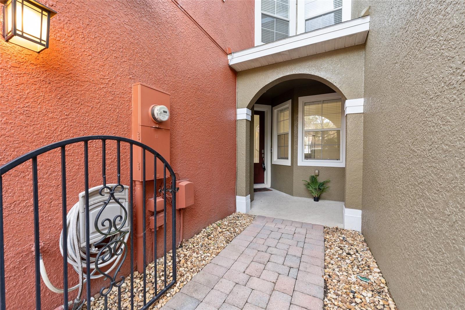 Image 4 of 42 For 9430 Tawnyberry Street