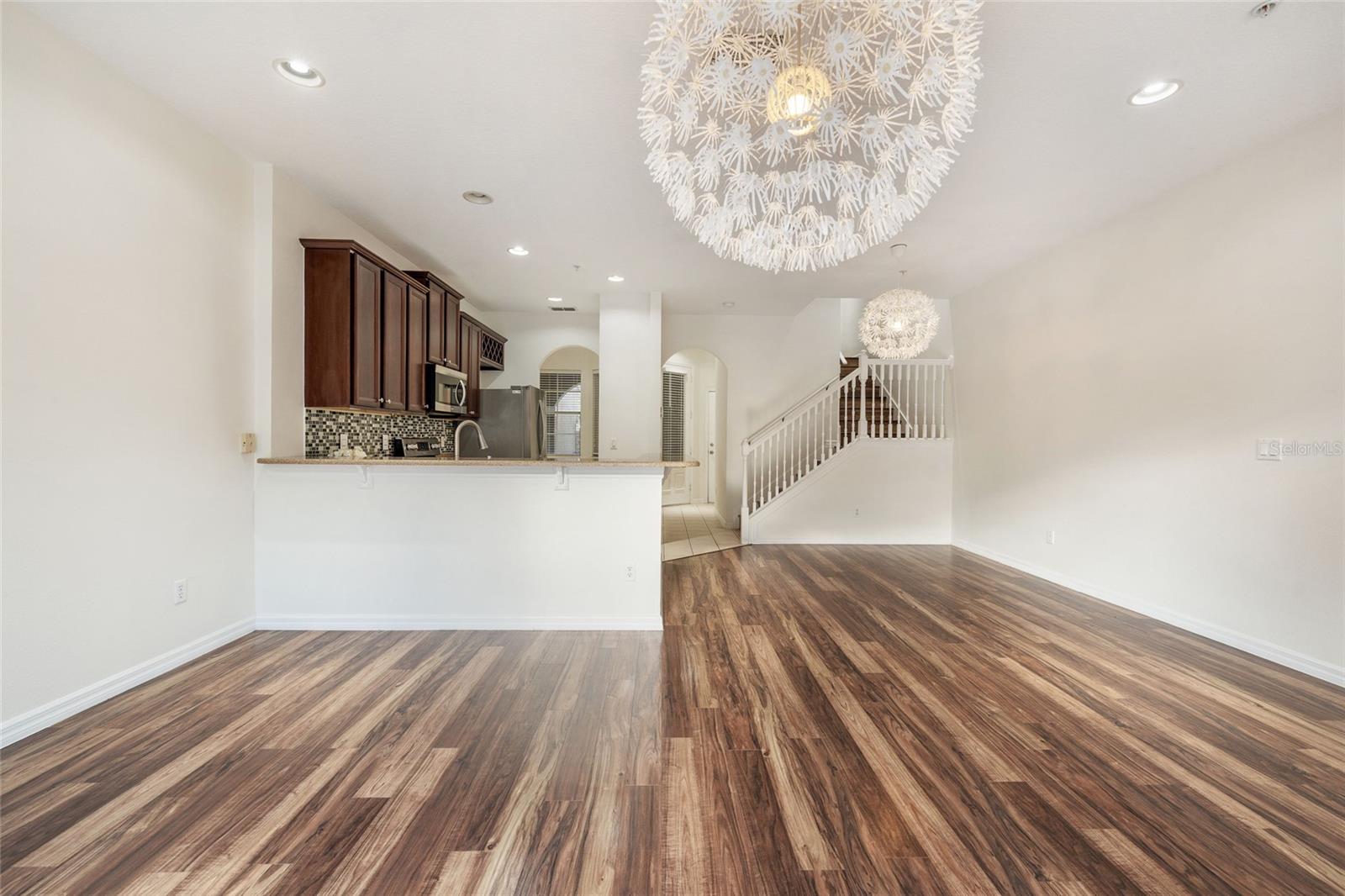 Image 9 of 42 For 9430 Tawnyberry Street