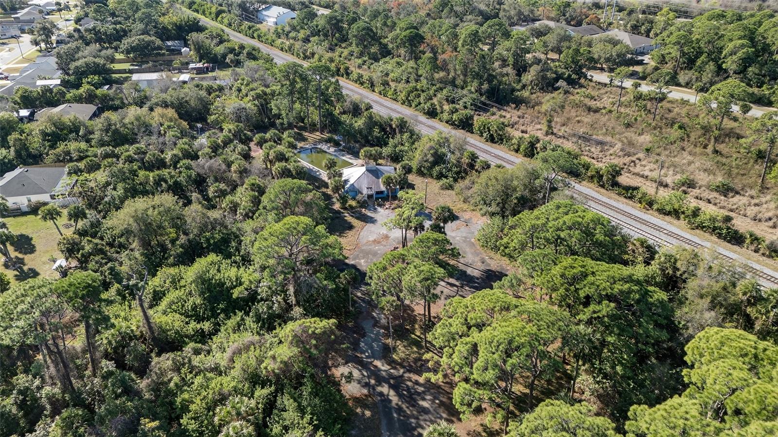 Image 12 of 13 For 925 Macco Road