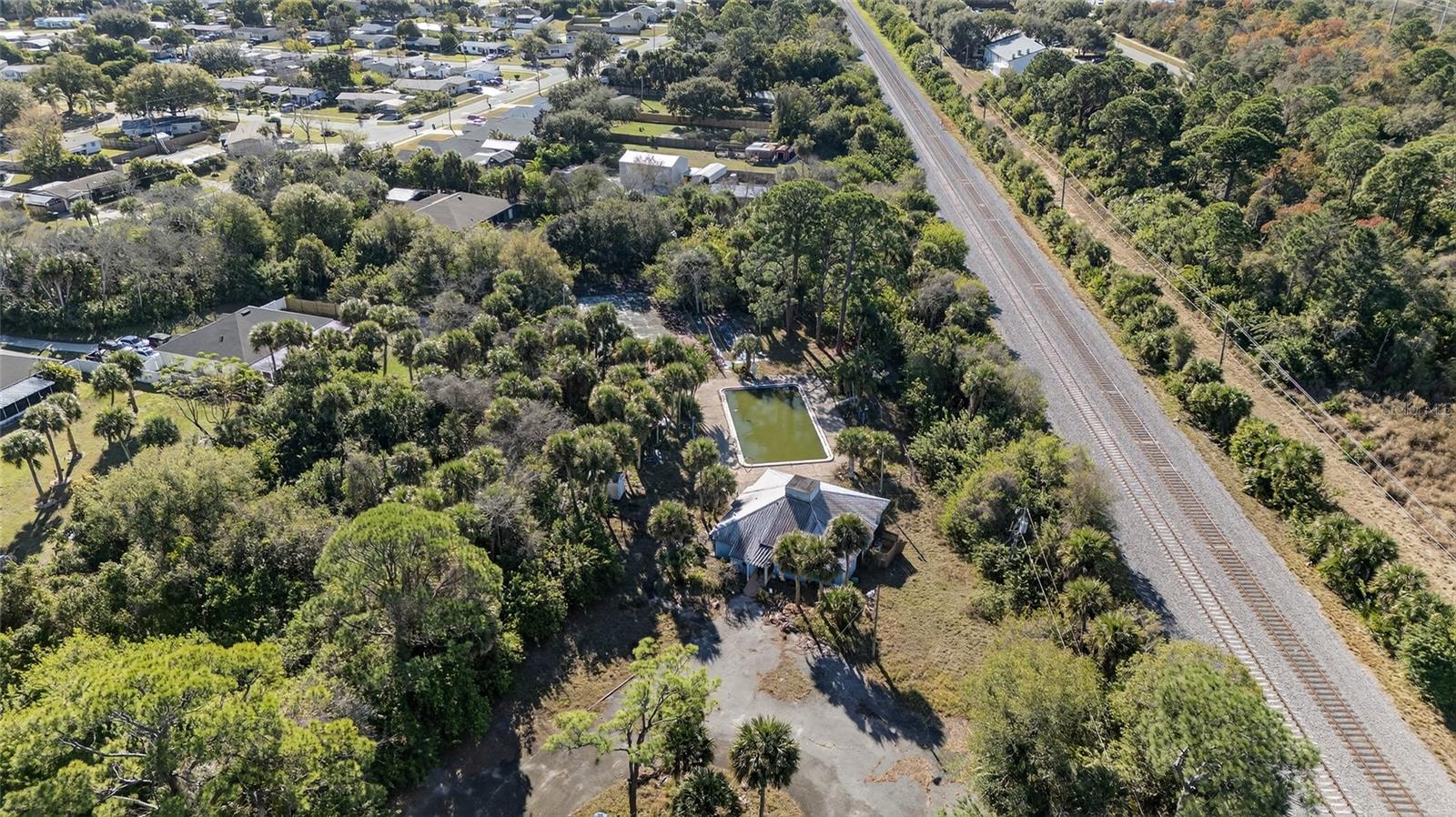 Image 2 of 13 For 925 Macco Road