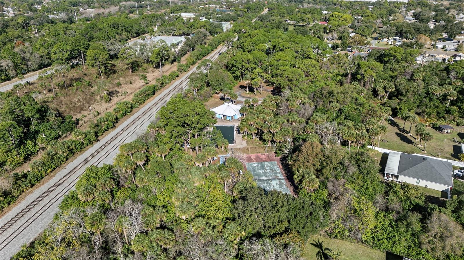 Image 4 of 13 For 925 Macco Road