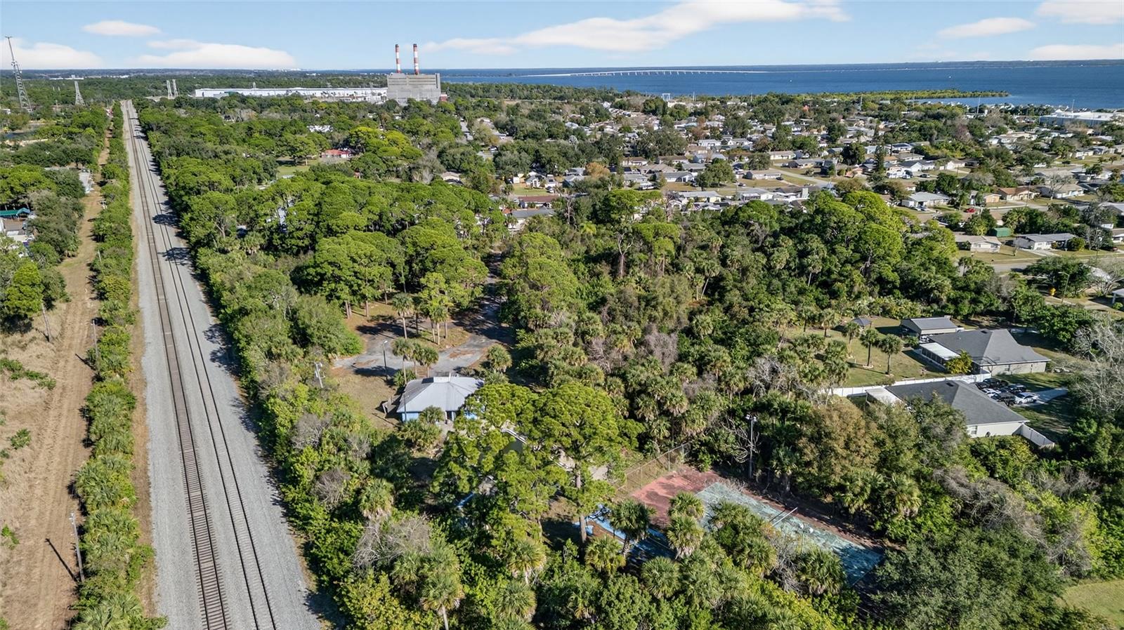 Image 5 of 13 For 925 Macco Road