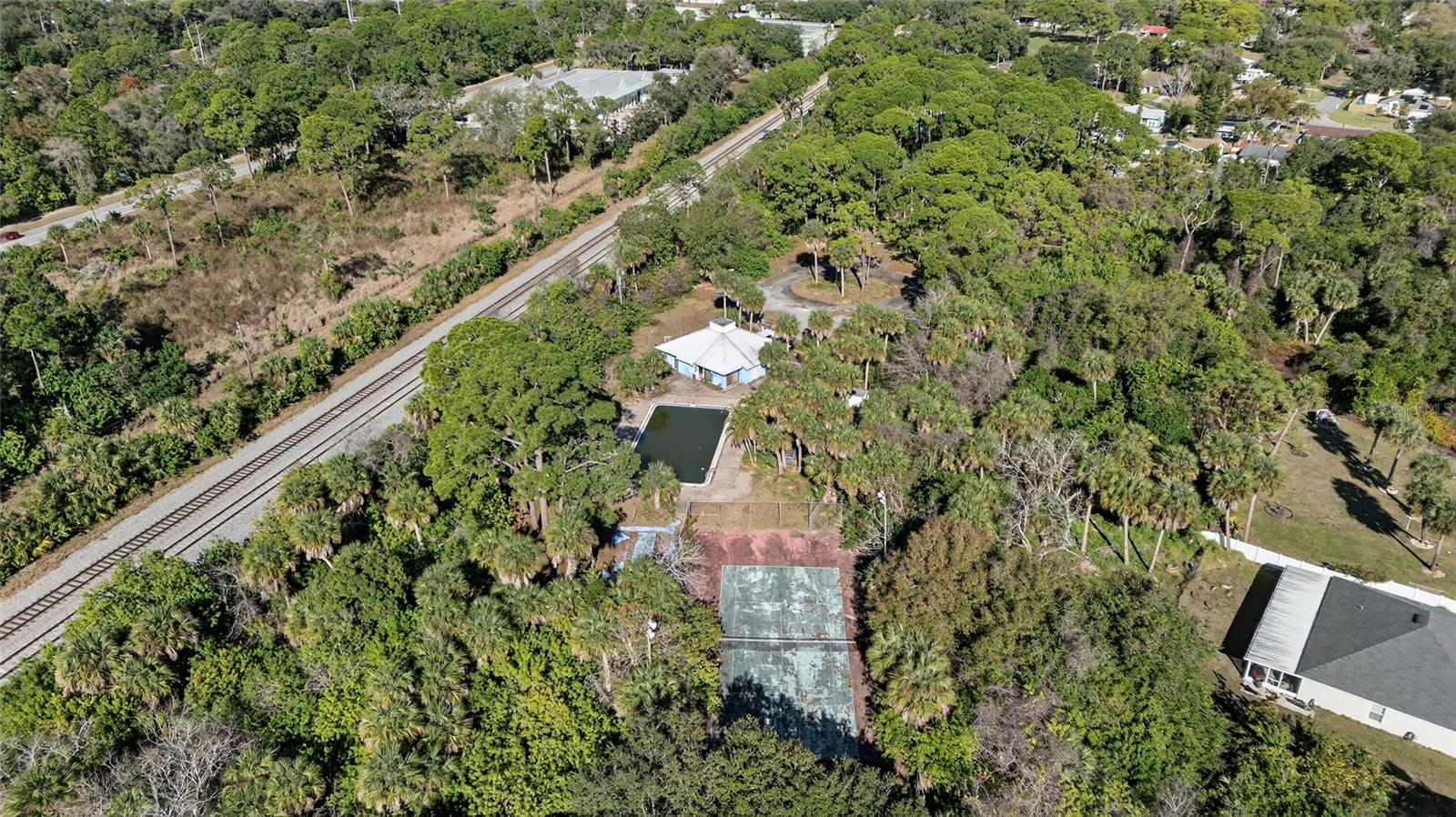 Image 7 of 13 For 925 Macco Road