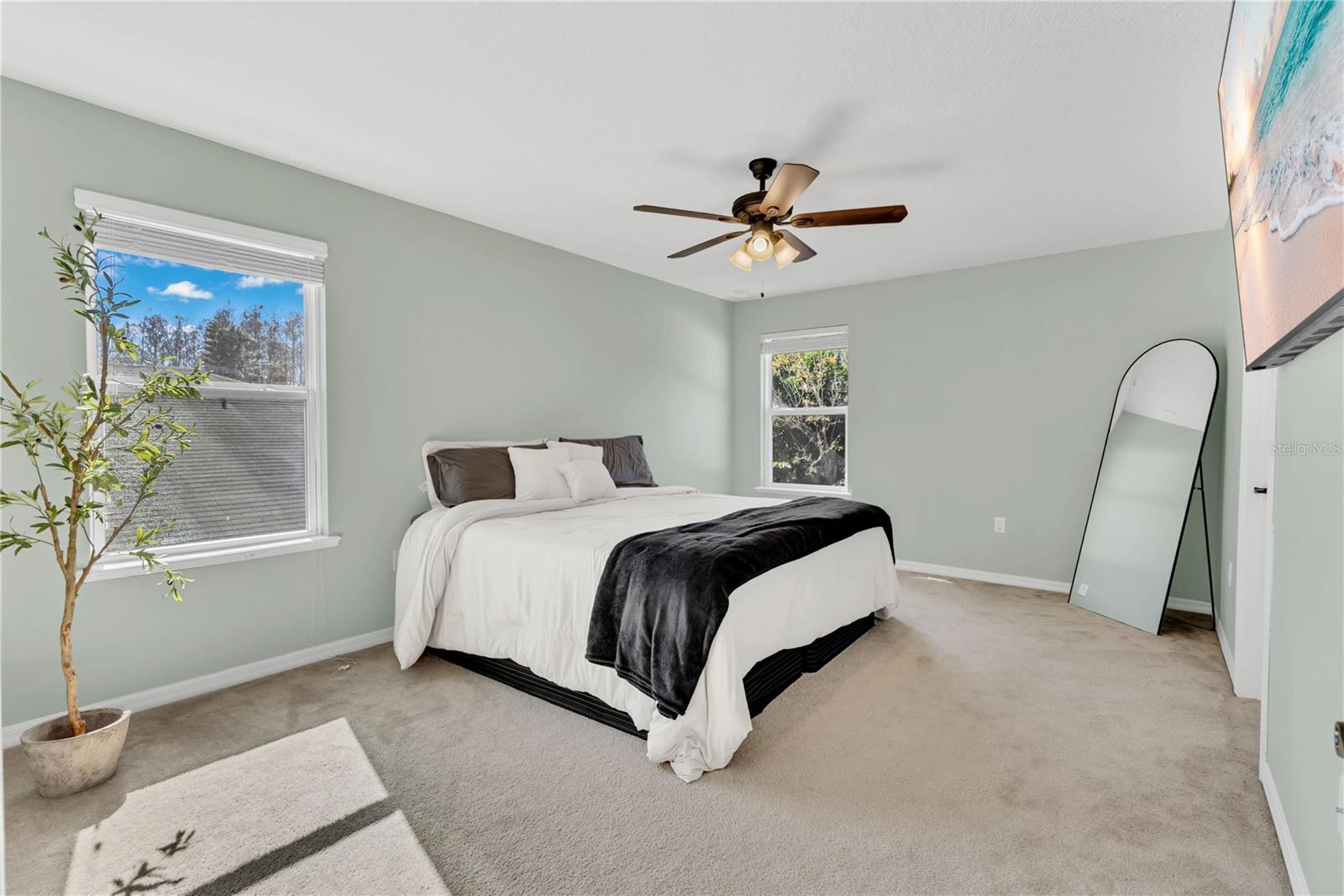 Image 14 of 36 For 181 Daigledog Street