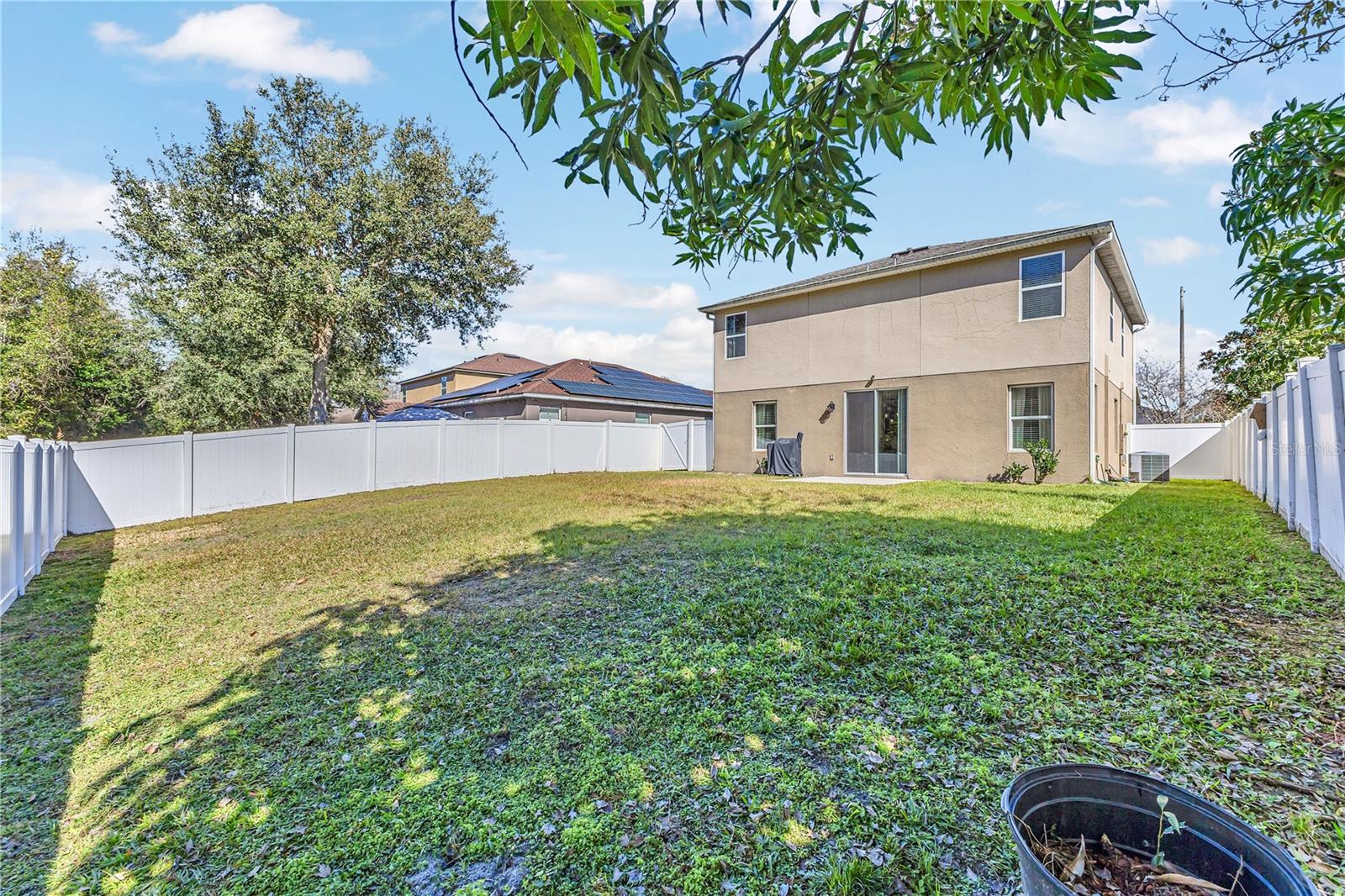 Image 24 of 36 For 181 Daigledog Street