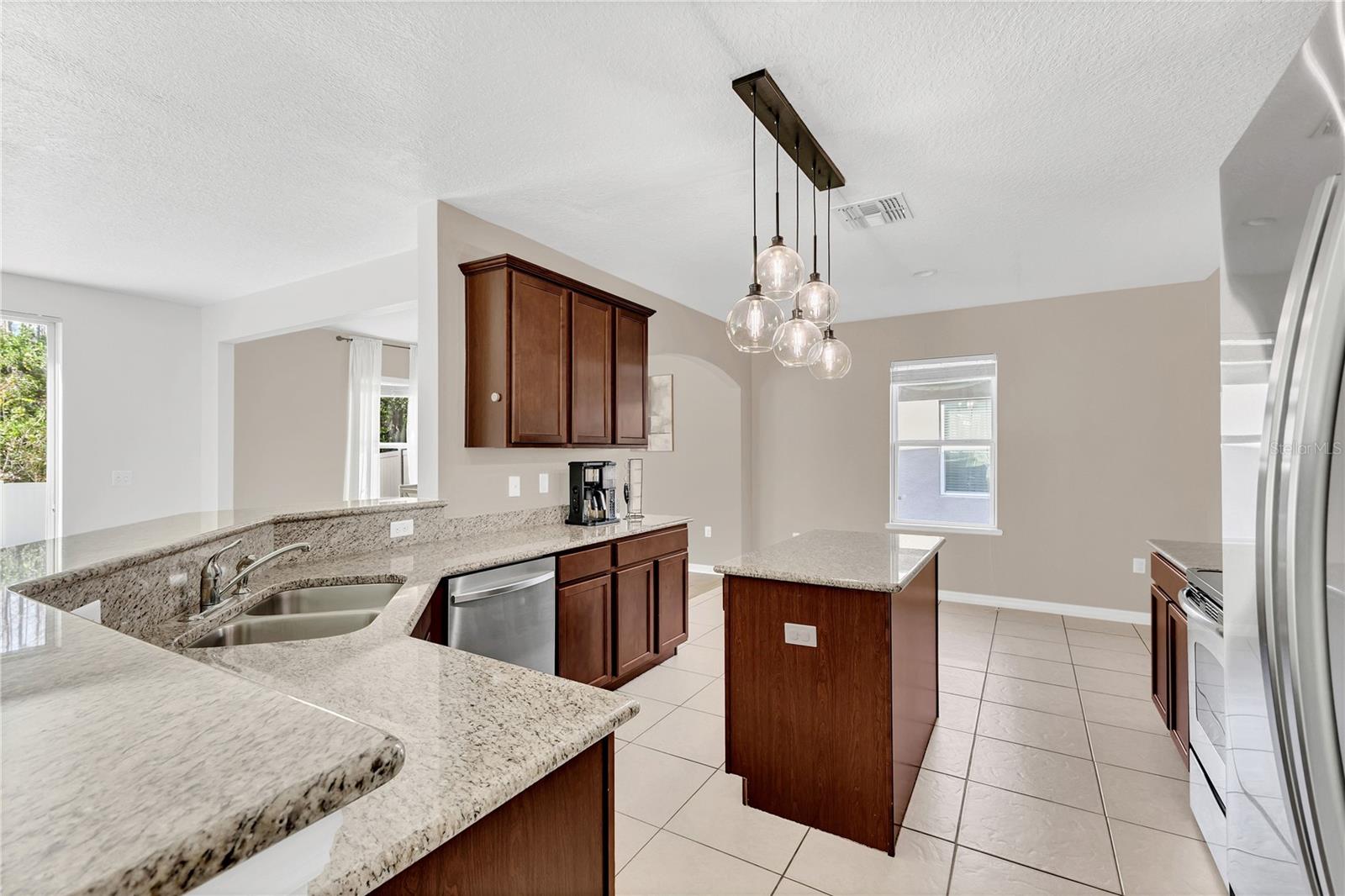 Image 9 of 36 For 181 Daigledog Street