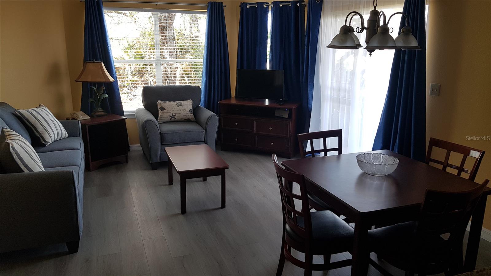 Image 3 of 12 For 6403 Parc Corniche Drive 4107