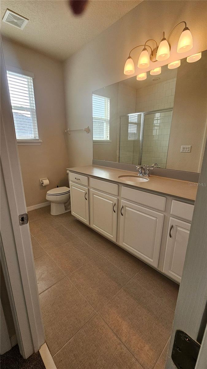 Image 13 of 23 For 2623 Palisade Boulevard W