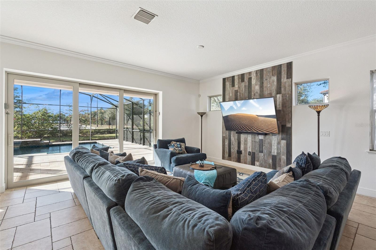 Image 13 of 79 For 15672 Shorebird Lane