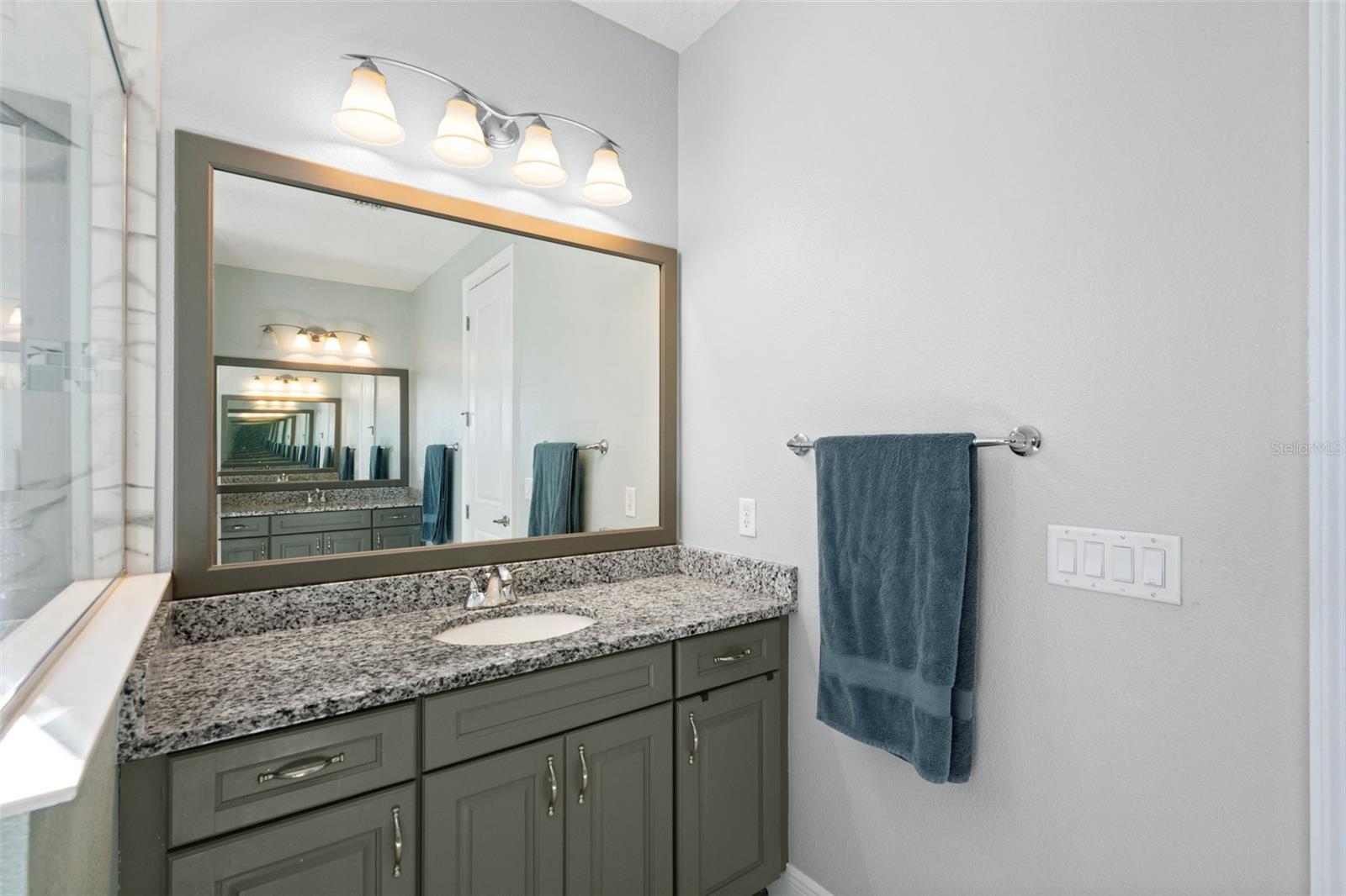 Image 32 of 79 For 15672 Shorebird Lane