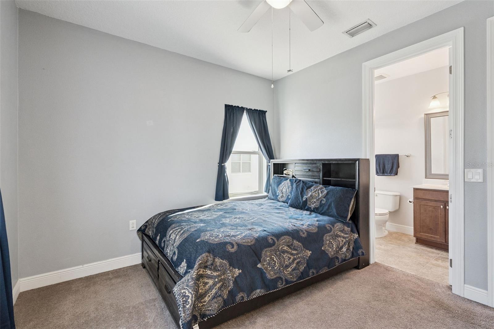 Image 37 of 79 For 15672 Shorebird Lane