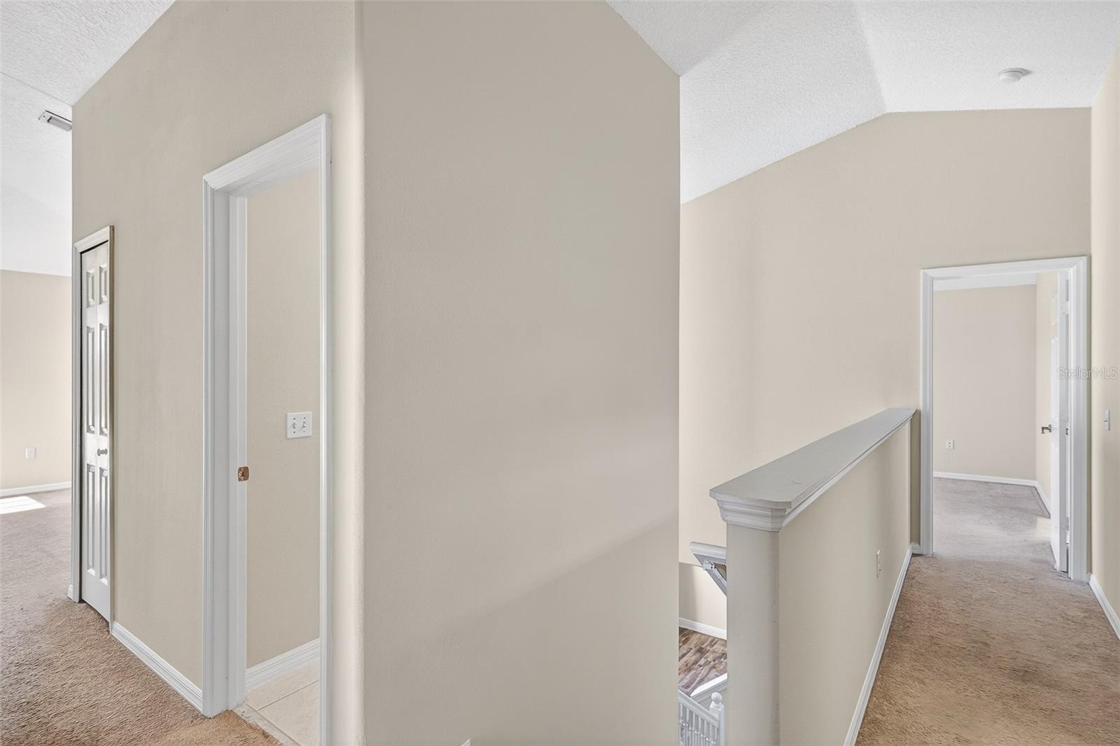 Image 24 of 60 For 1001 Dampierre Court