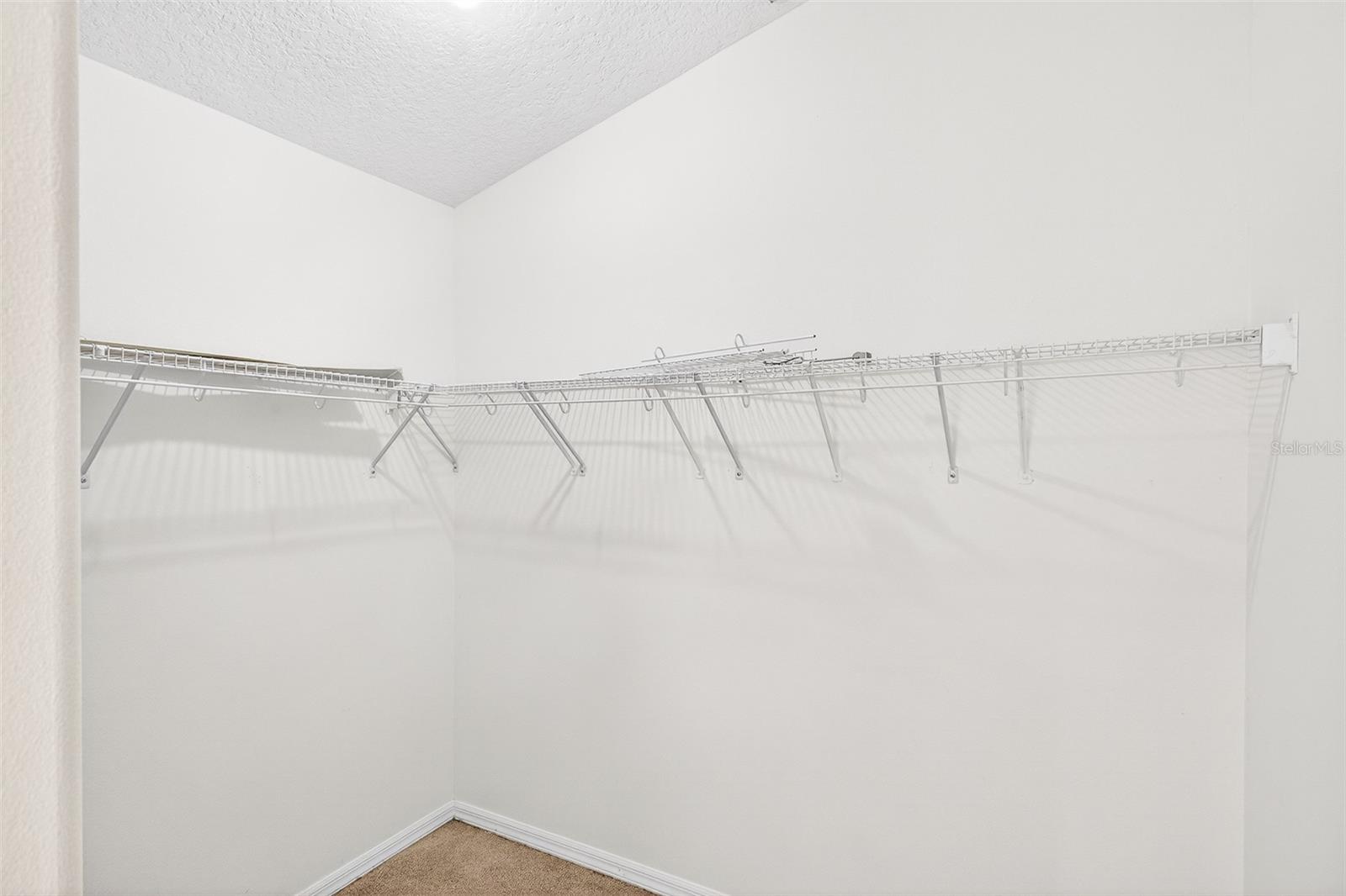 Image 32 of 60 For 1001 Dampierre Court