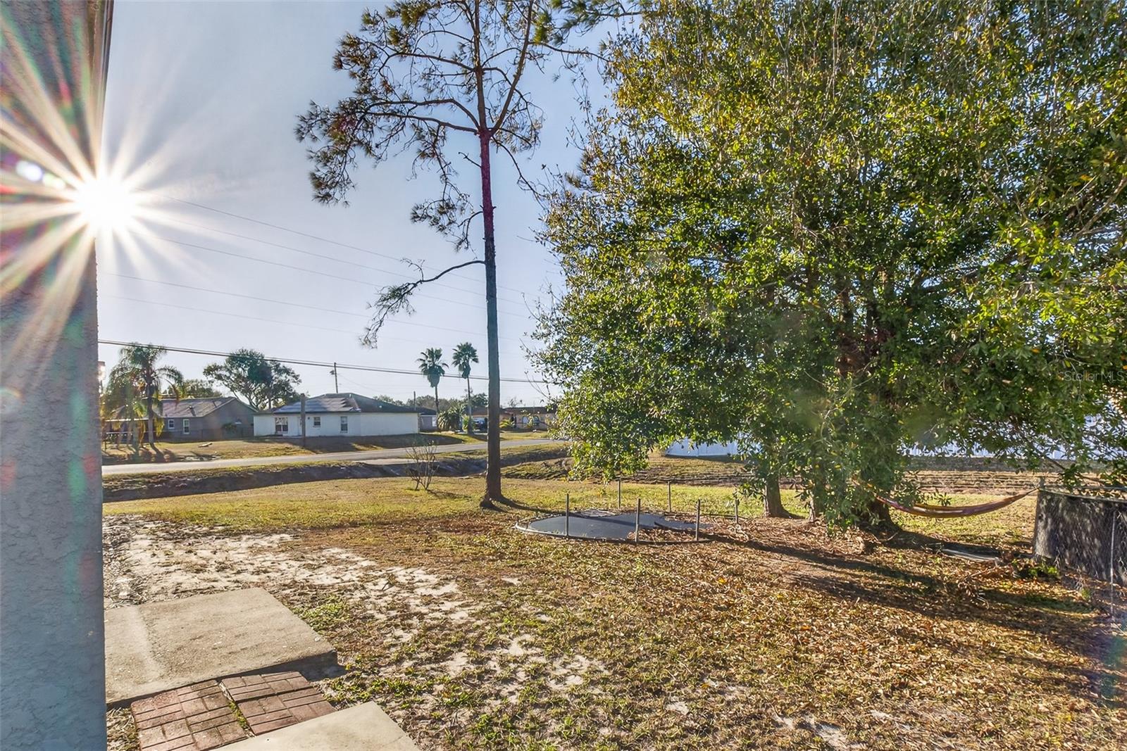 Image 49 of 60 For 1001 Dampierre Court