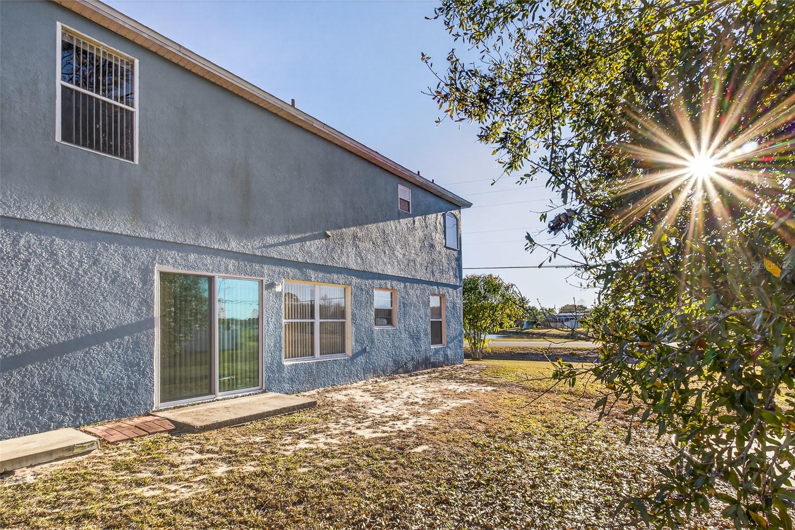 Image 50 of 60 For 1001 Dampierre Court