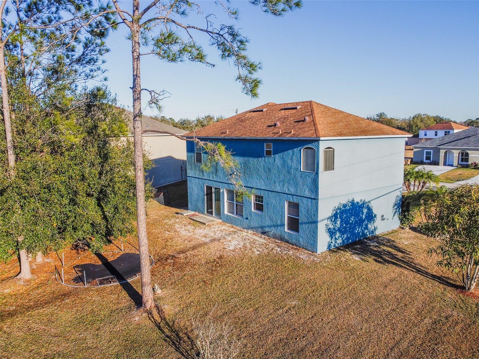 Image 52 of 60 For 1001 Dampierre Court