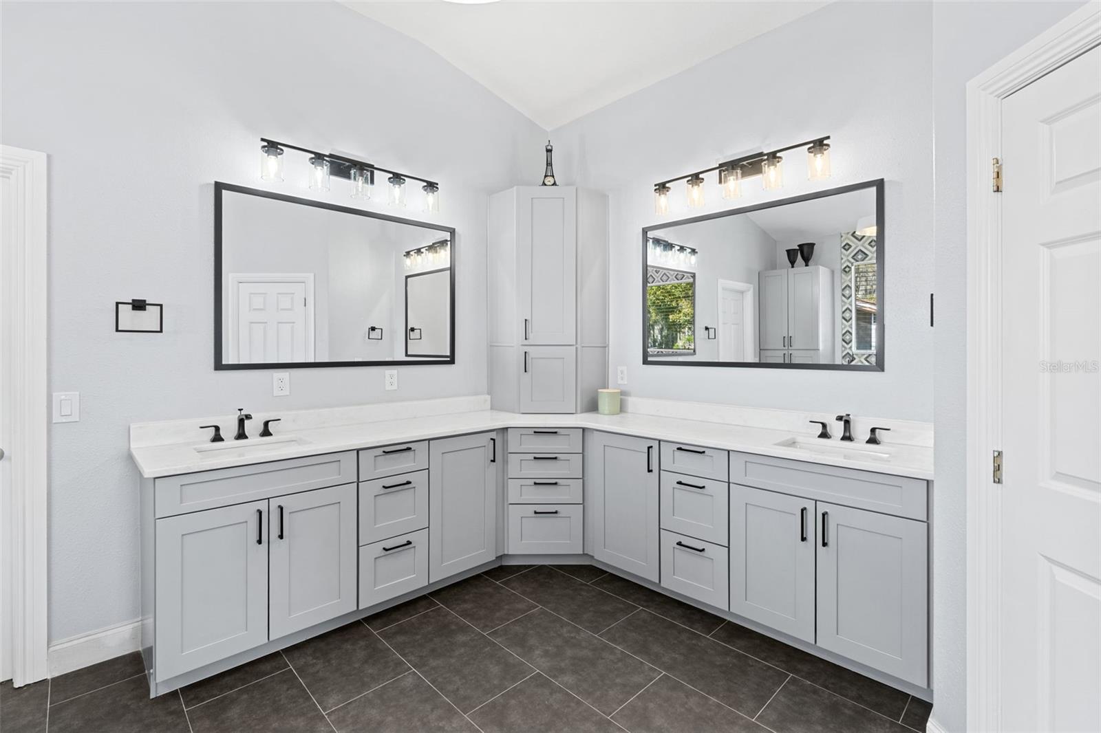 Listing photo id 25 for 4469 Old Bear Run