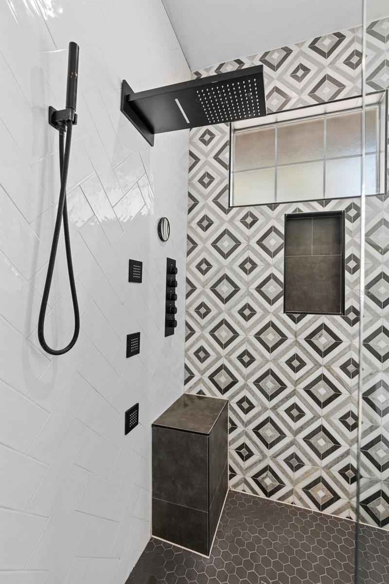 Listing photo id 27 for 4469 Old Bear Run