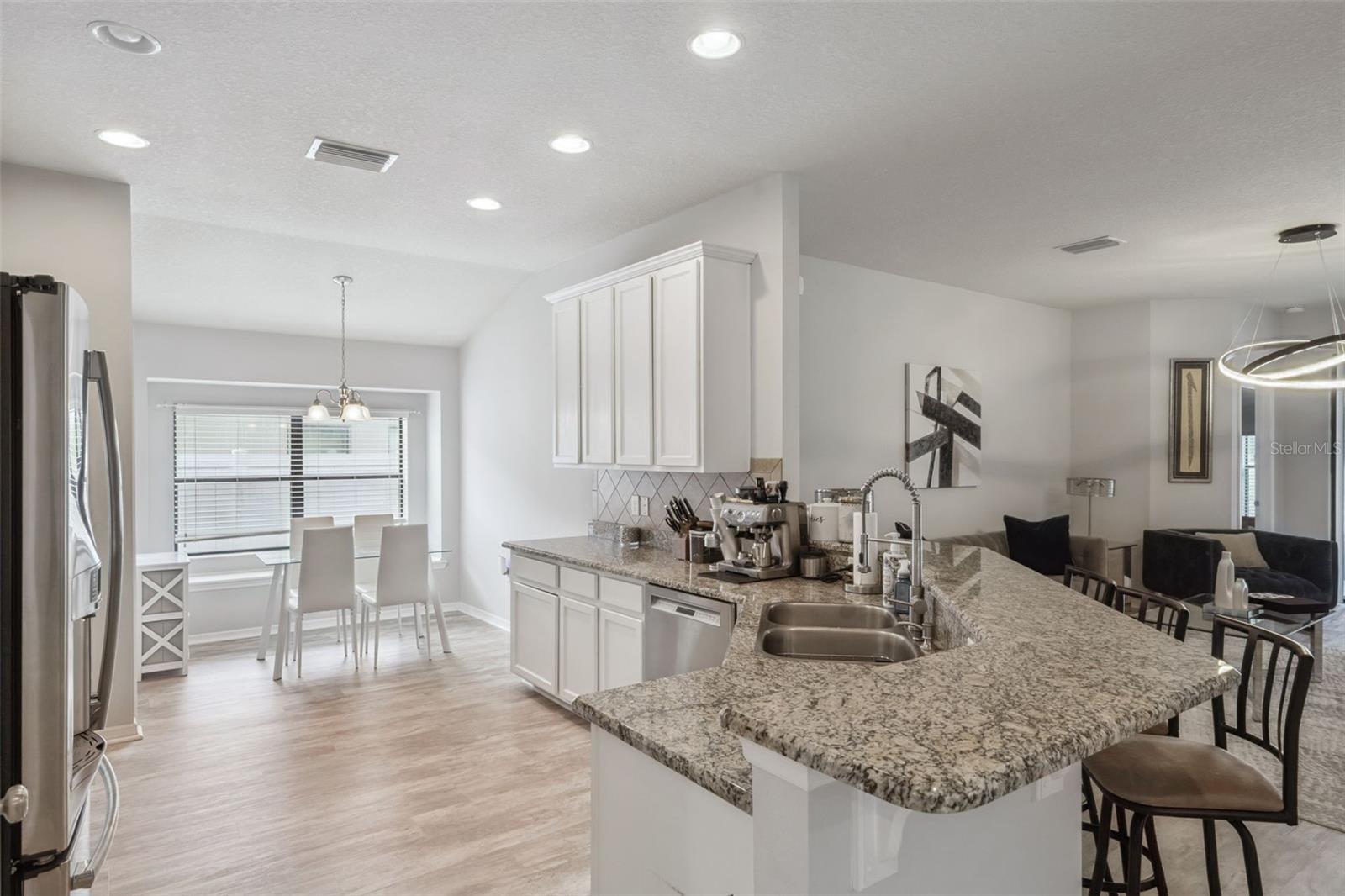 Image 12 of 29 For 6601 Boulder Run Loop