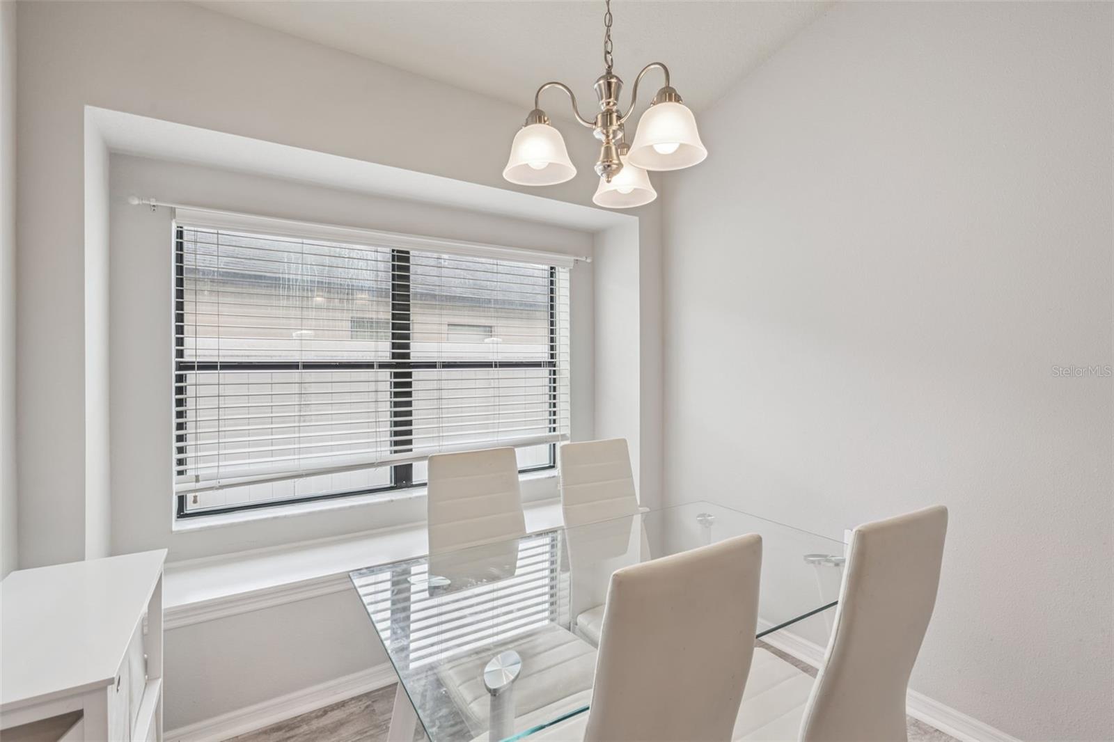 Image 15 of 29 For 6601 Boulder Run Loop