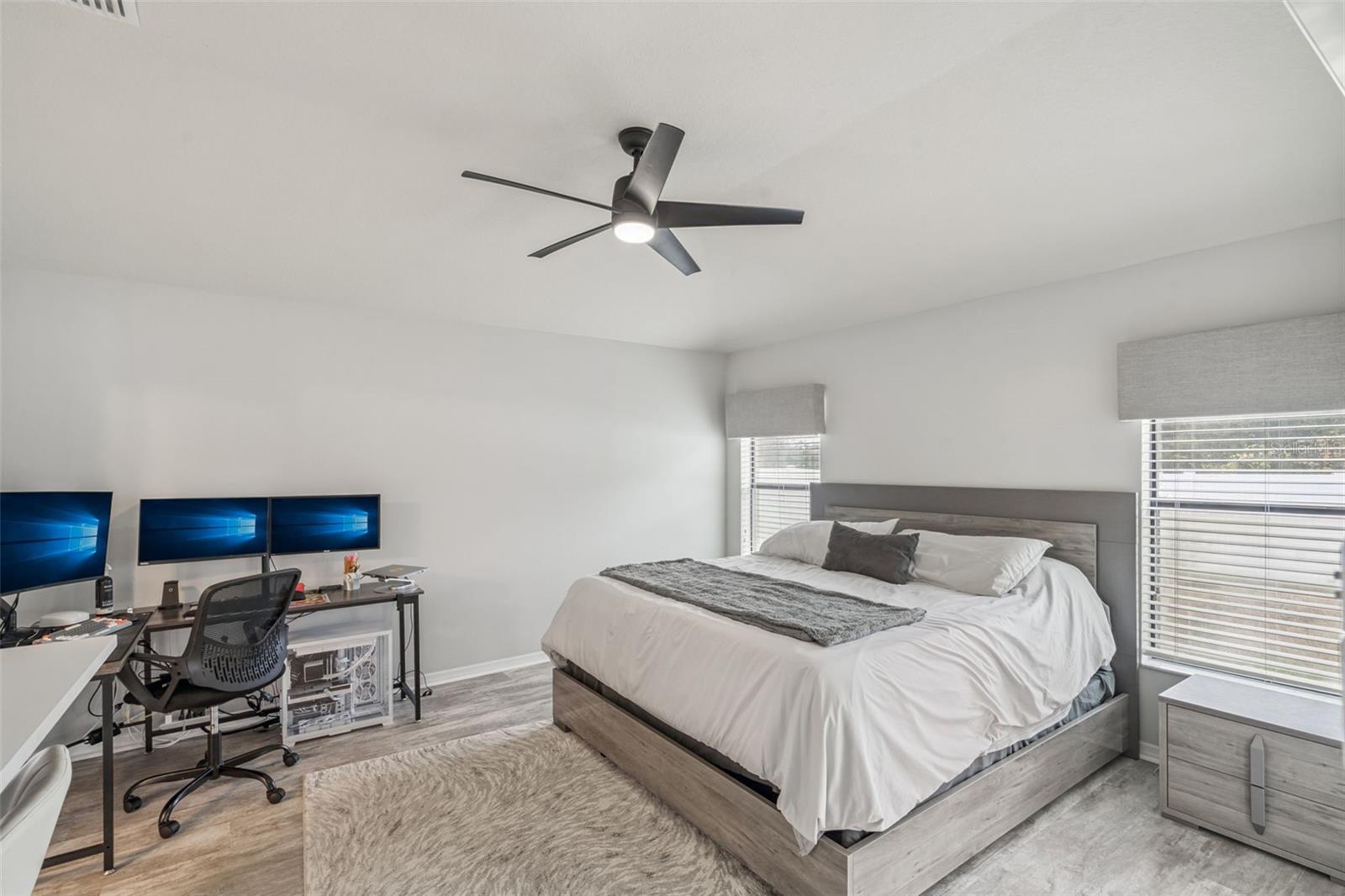 Image 21 of 29 For 6601 Boulder Run Loop