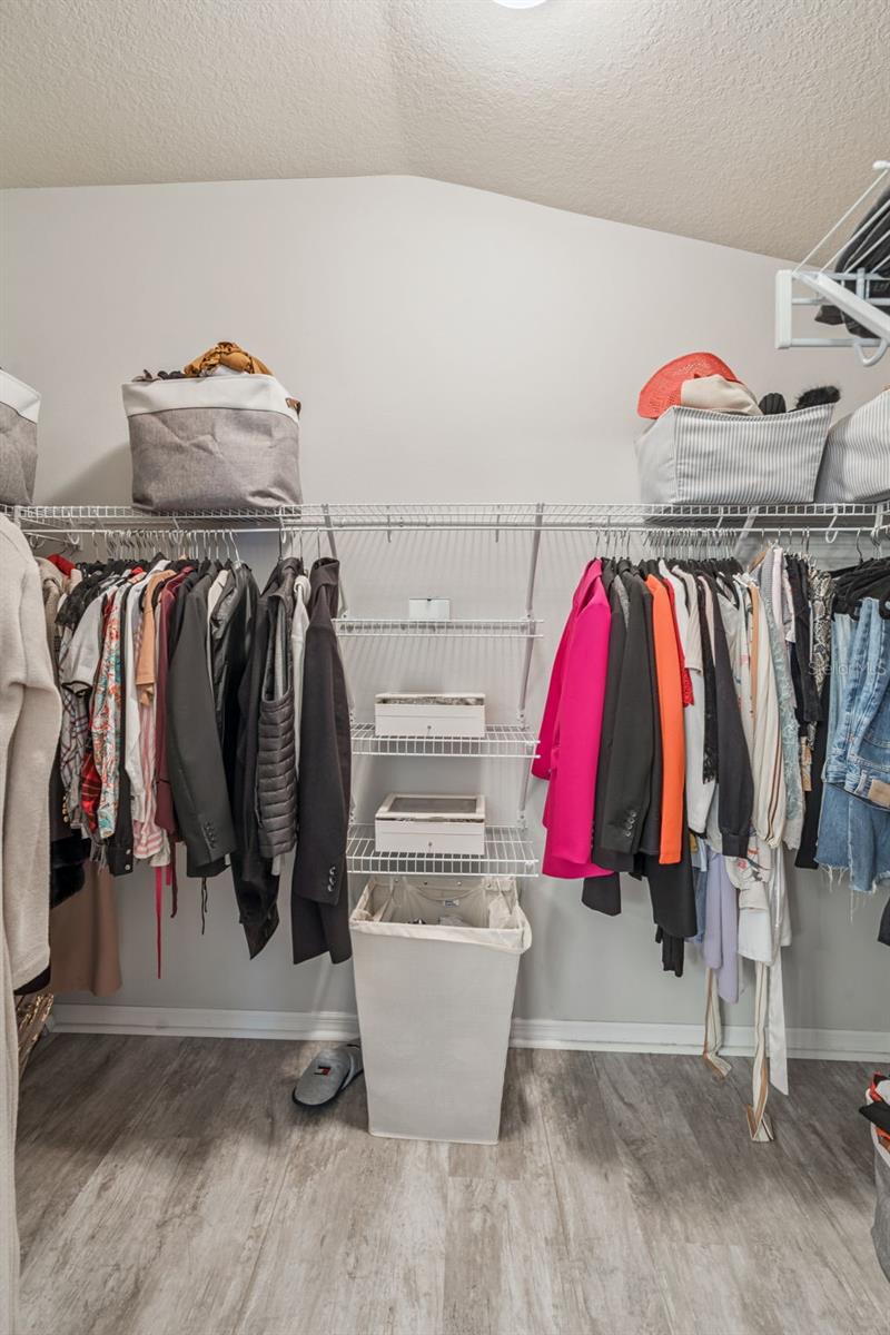 Image 25 of 29 For 6601 Boulder Run Loop