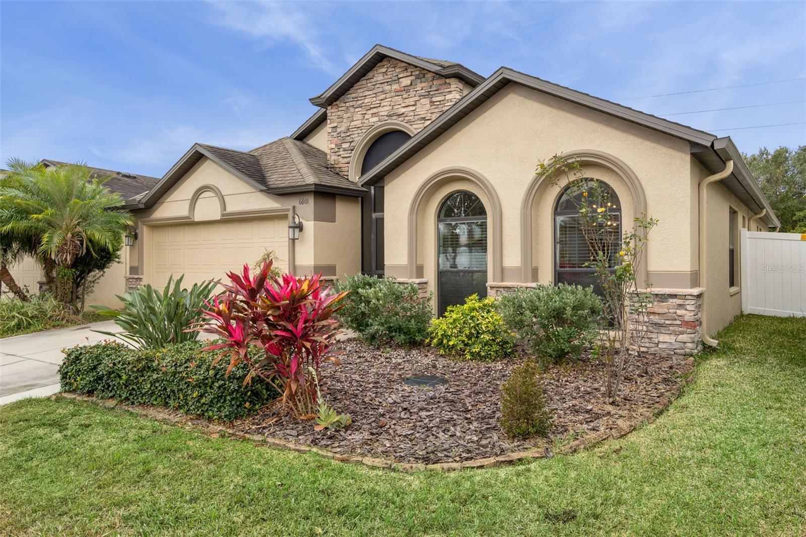 Image 3 of 29 For 6601 Boulder Run Loop