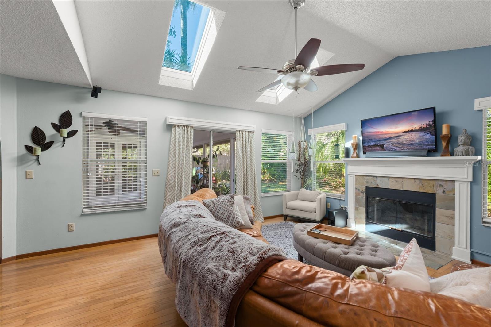 Image 17 of 43 For 1317 American Elm Drive