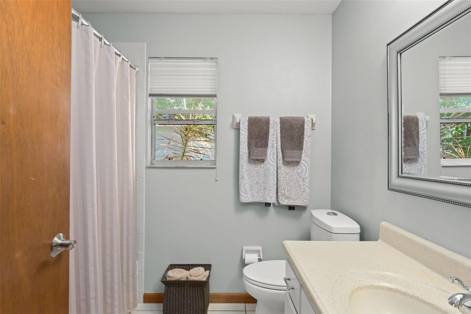 Image 29 of 43 For 1317 American Elm Drive