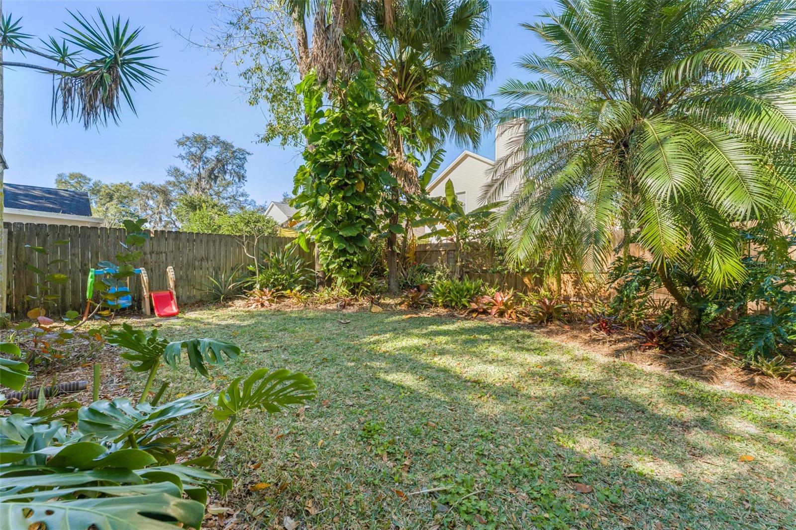 Image 37 of 43 For 1317 American Elm Drive