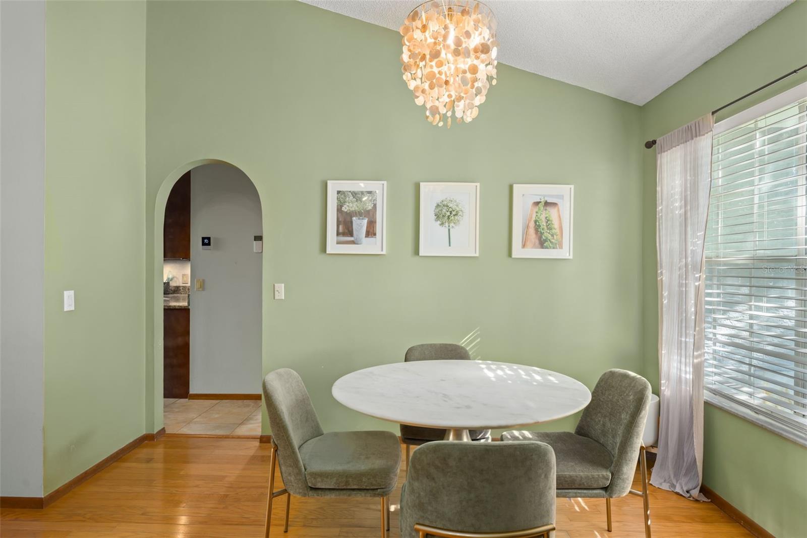 Image 6 of 43 For 1317 American Elm Drive