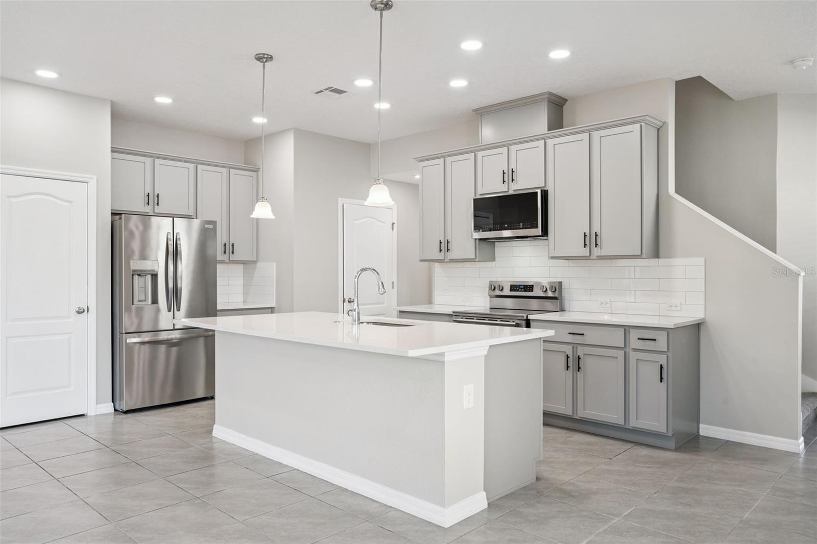 Image 3 of 25 For 1915 Terrapin Road