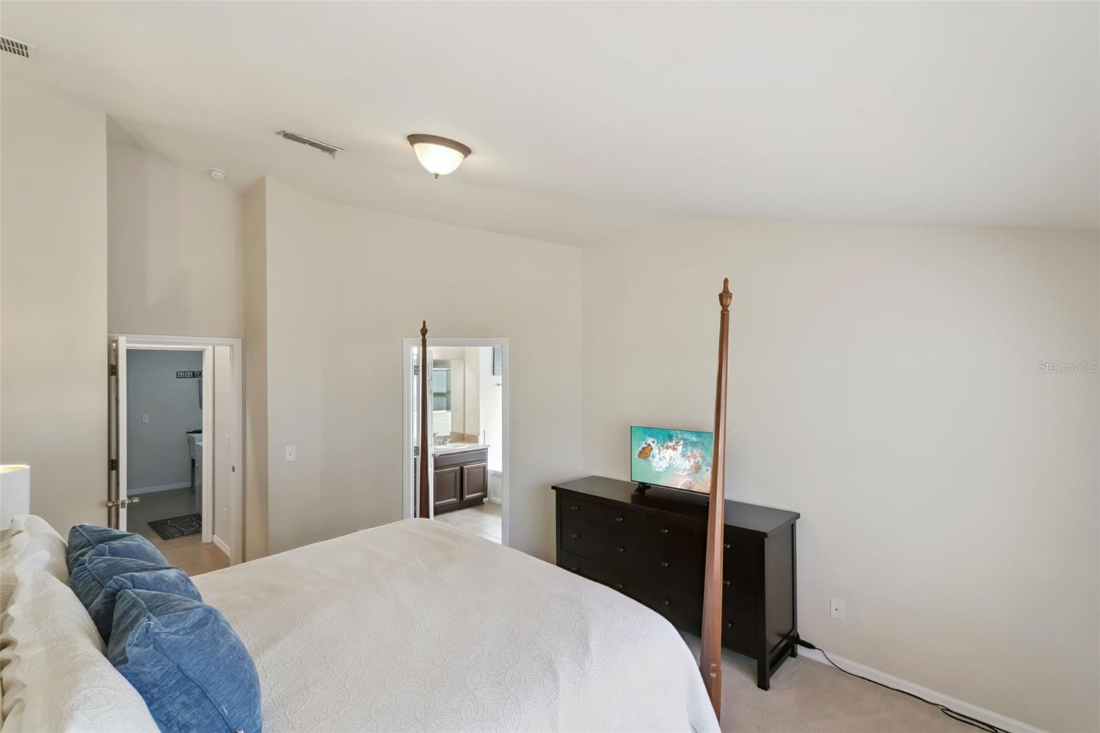 Image 20 of 35 For 261 Otter Tail Court